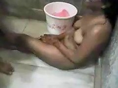 Desi Couple Fun In Bathroom With Audio Porn A1...