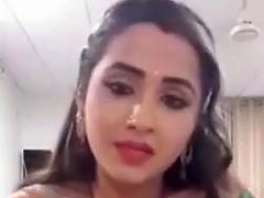 Indian Girl Doing Selfies With Boyfriend Mp4...